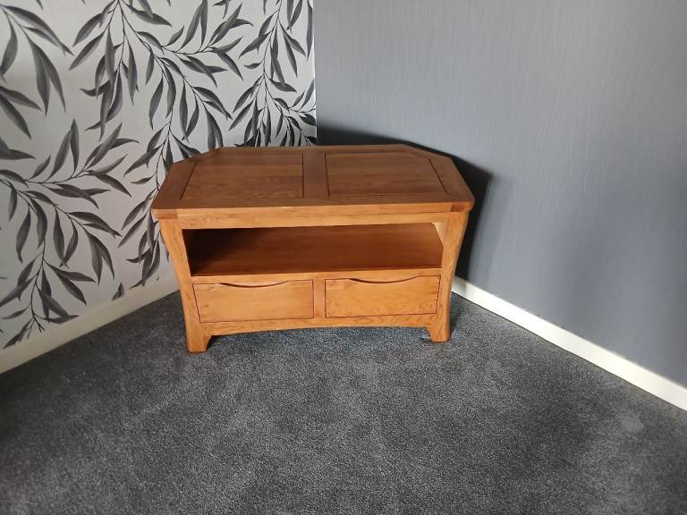 Oak furniture tv corner unit