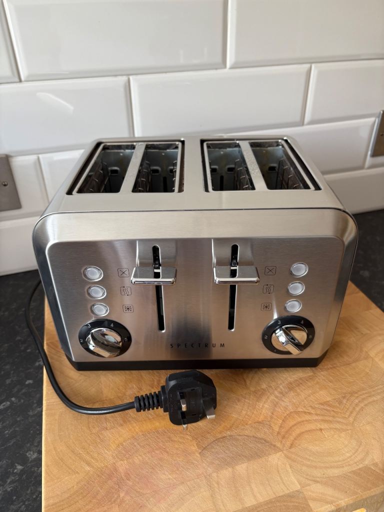Dunelm Spectrum Stainless Steel 4-Slice Toaster