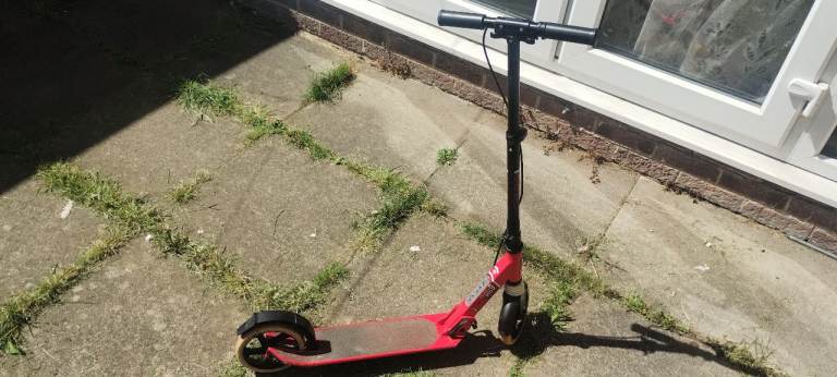 Oxelo Mid 9 Foldable - £50 ONO (Lowest £30)