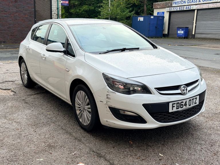 Vauxhall, ASTRA, Hatchback, 2014, Manual, 1598 (cc), 5 doors