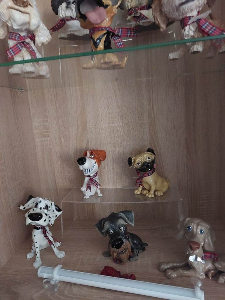 Little paws Collection of Dog Figurines – Good Condition