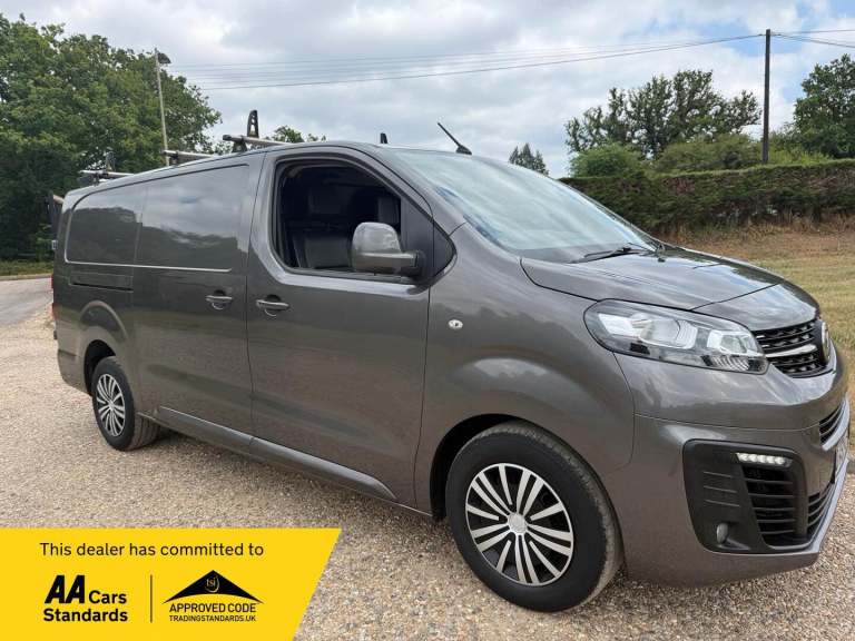 Vauxhall Vivaro 1.5 Turbo D 2900 Sportive L2 H1 Euro 6 (s/s) 5dr Diesel Manual