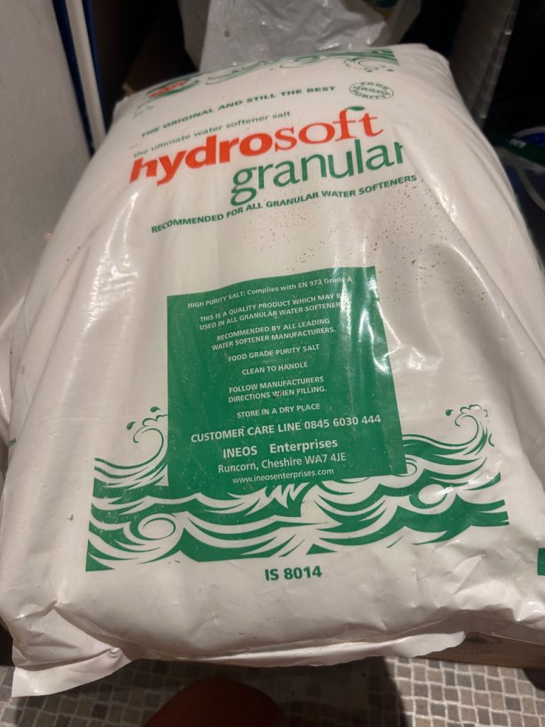 Granular salt for water softener 