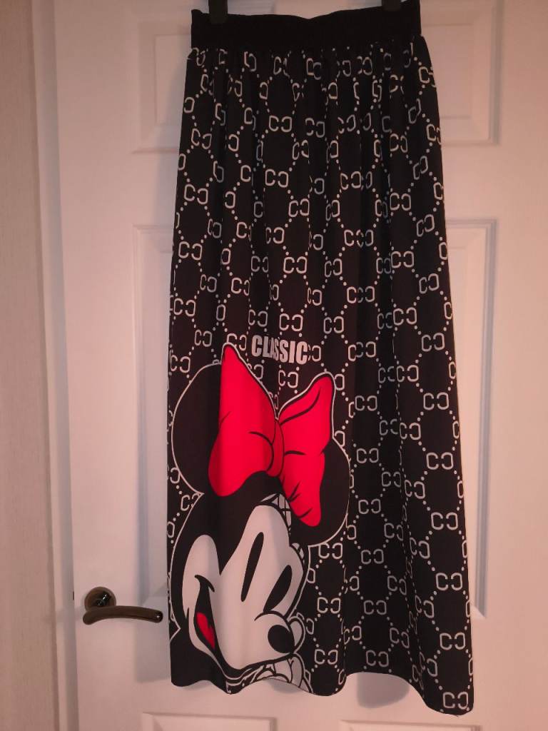 Long skirt 