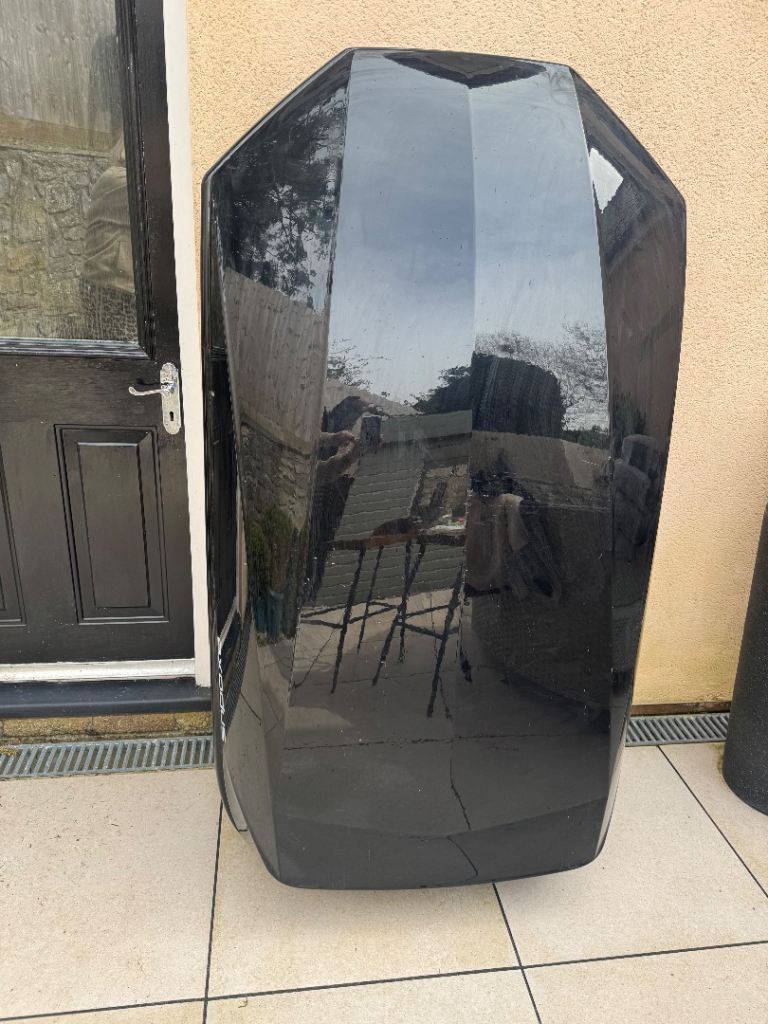 EXODUS ROOF BOX 470L 1.68m x 940mm - EXCELLENT 