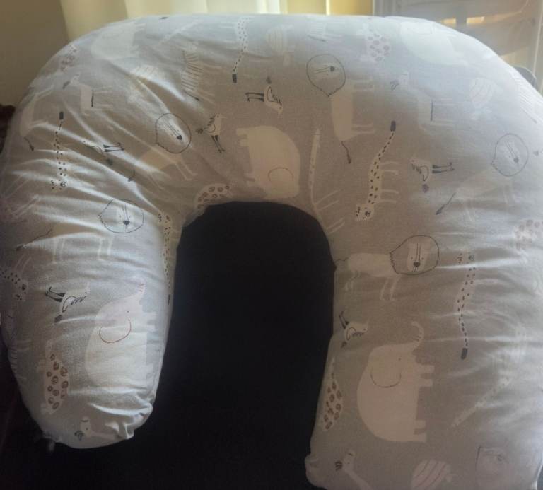 Nursing pillow