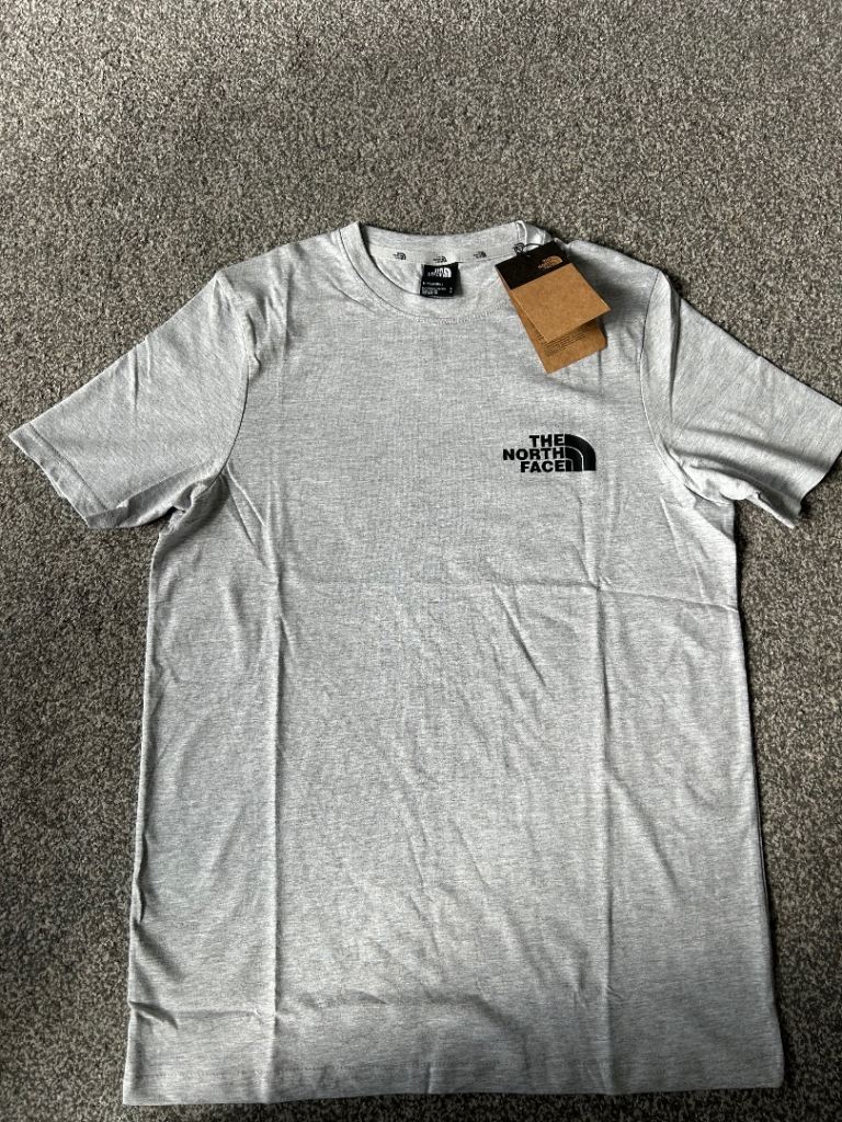 North Face T Shirt In Small
