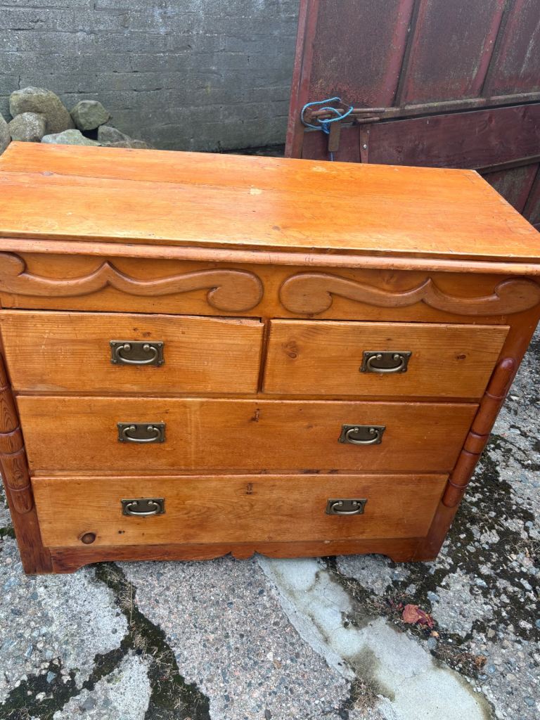 Antique Pine Chest of Drawers 