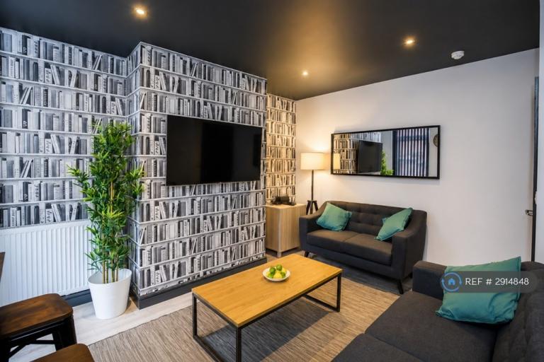 1 bedroom in Catherine St, Chester, CH1 (#2914848)