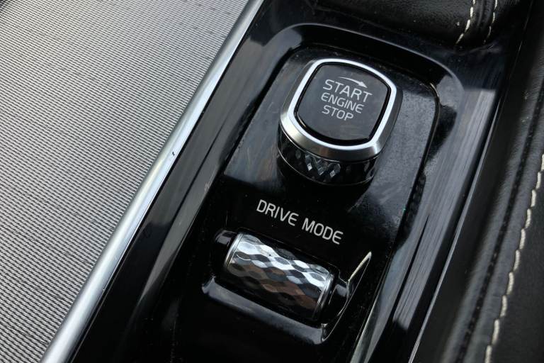 2018 Volvo V90 2.0 D4 R DESIGN 5dr Geartronic Estate DIESEL Automatic