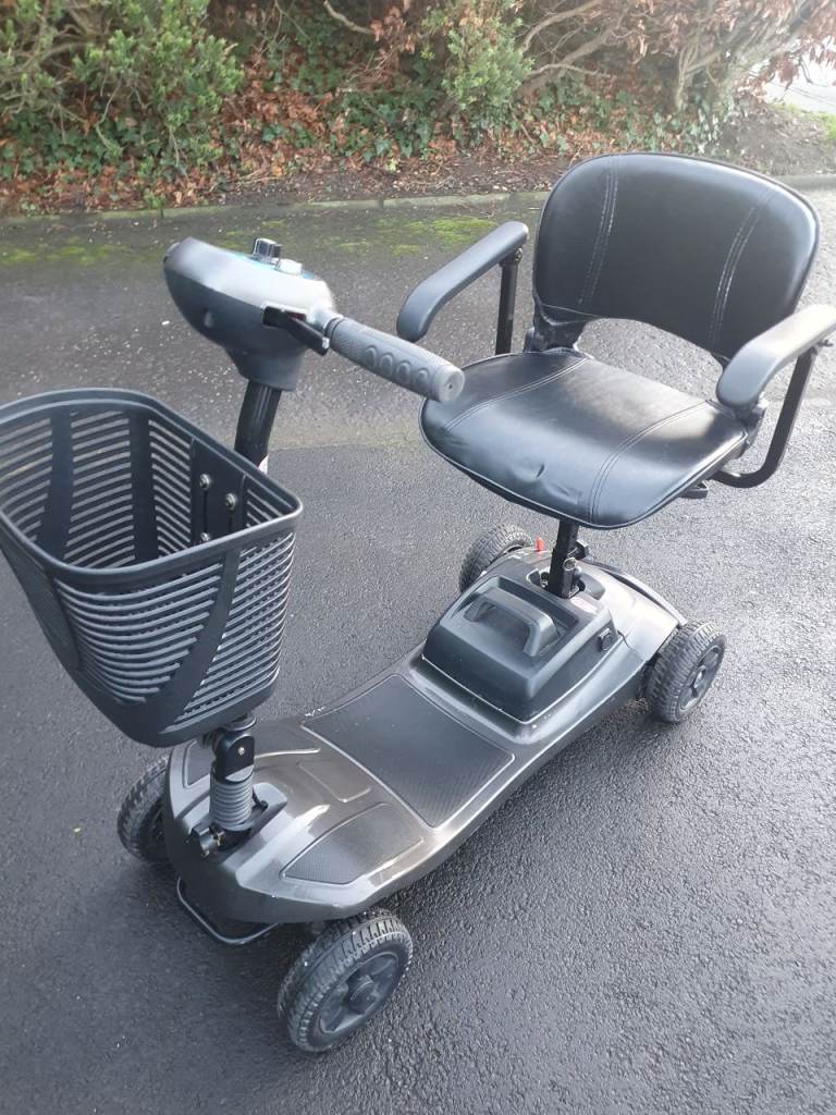 Lite fold mobility scooter new battaries can deliver 