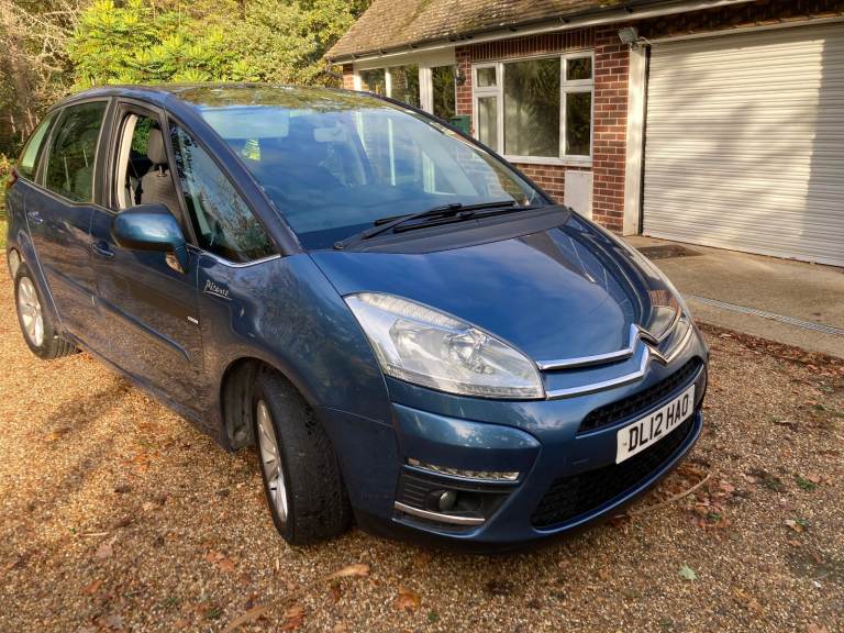 2010 PEUGEOT 1.4 HDI DIESEL 3 DOOR HATCHBACK. 55 mpg., £20 TAX LONG MOT.
