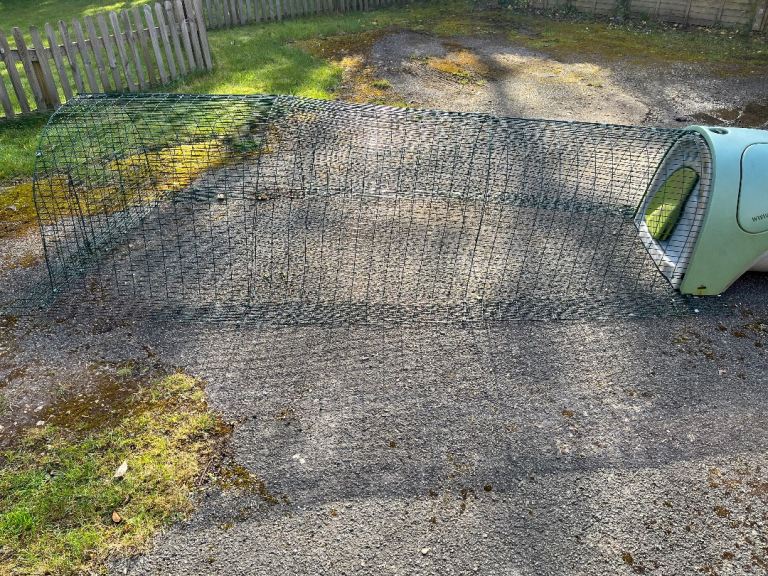 Omlet Eglu Classic Chicken Coop & 3m run