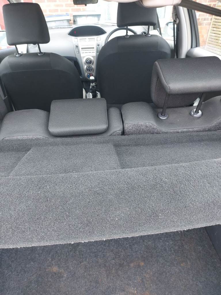 Toyota, YARIS, Hatchback, 2009, Manual, 998 (cc), 5 doors and in great condition 