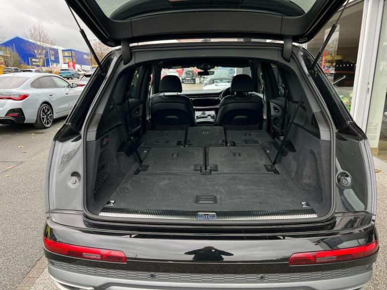 2024 Audi Q7 3.0 TFSI V6 55 Black Edition SUV 5dr Petrol Tiptronic quattro Euro 6 (s/s)  ESTATE P...