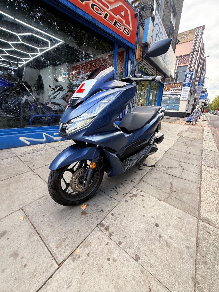 Honda, PCX, 2024, 125 (cc)