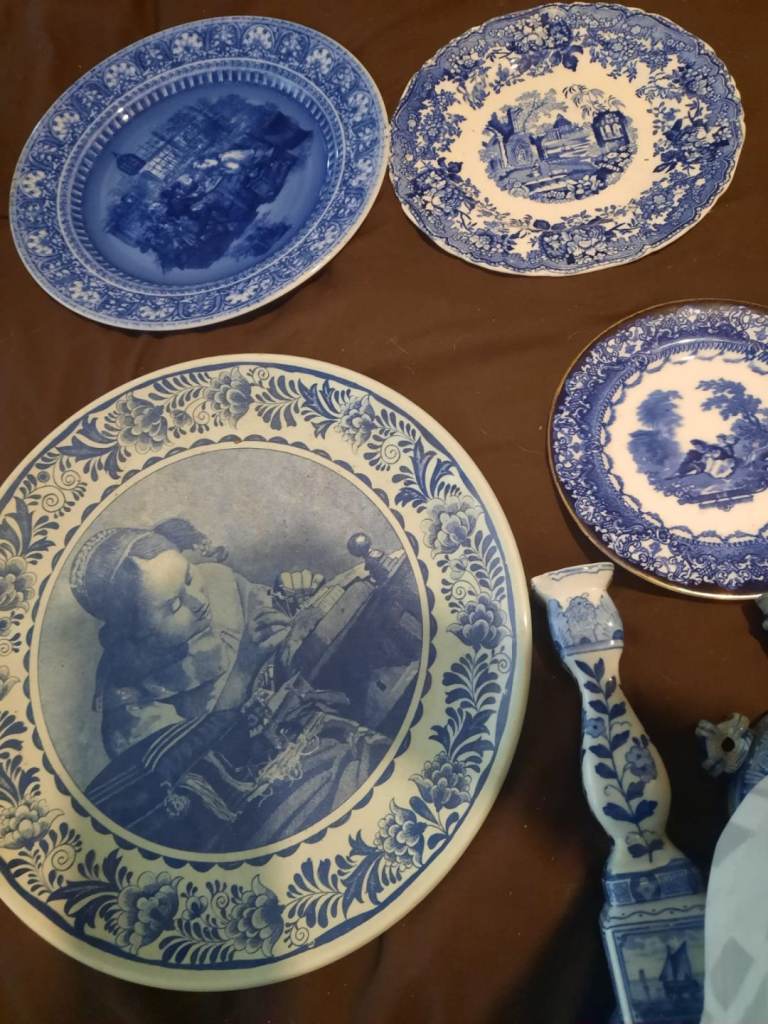 Blue and white vintage bundle