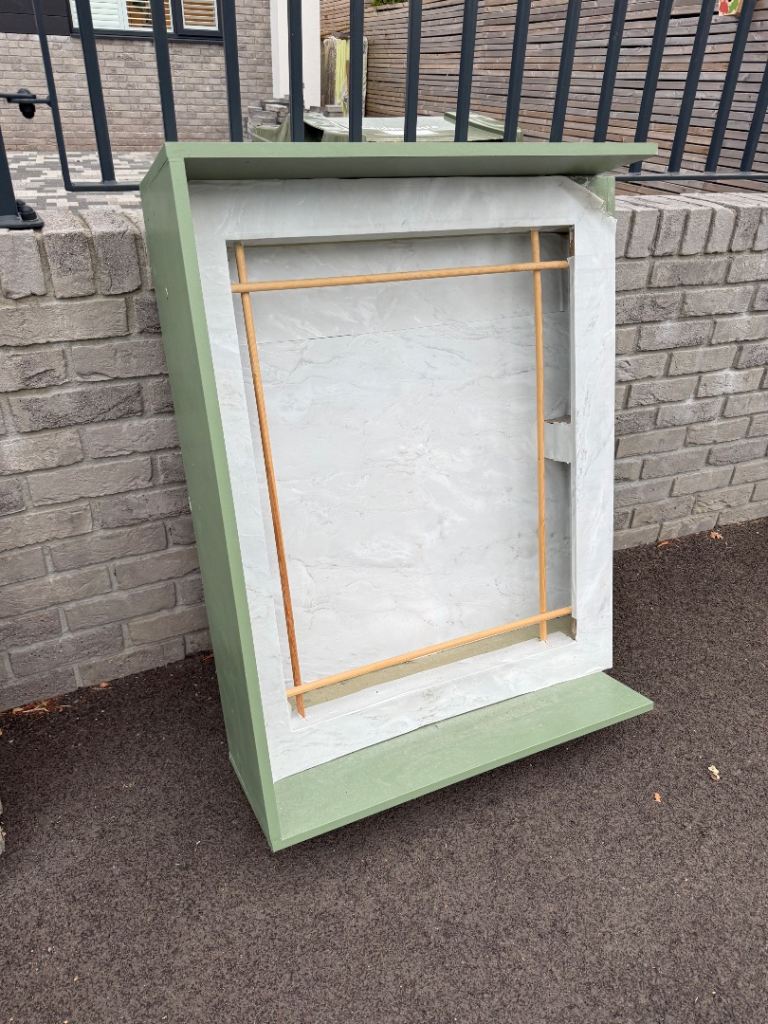 Free homemade puppy whelping box