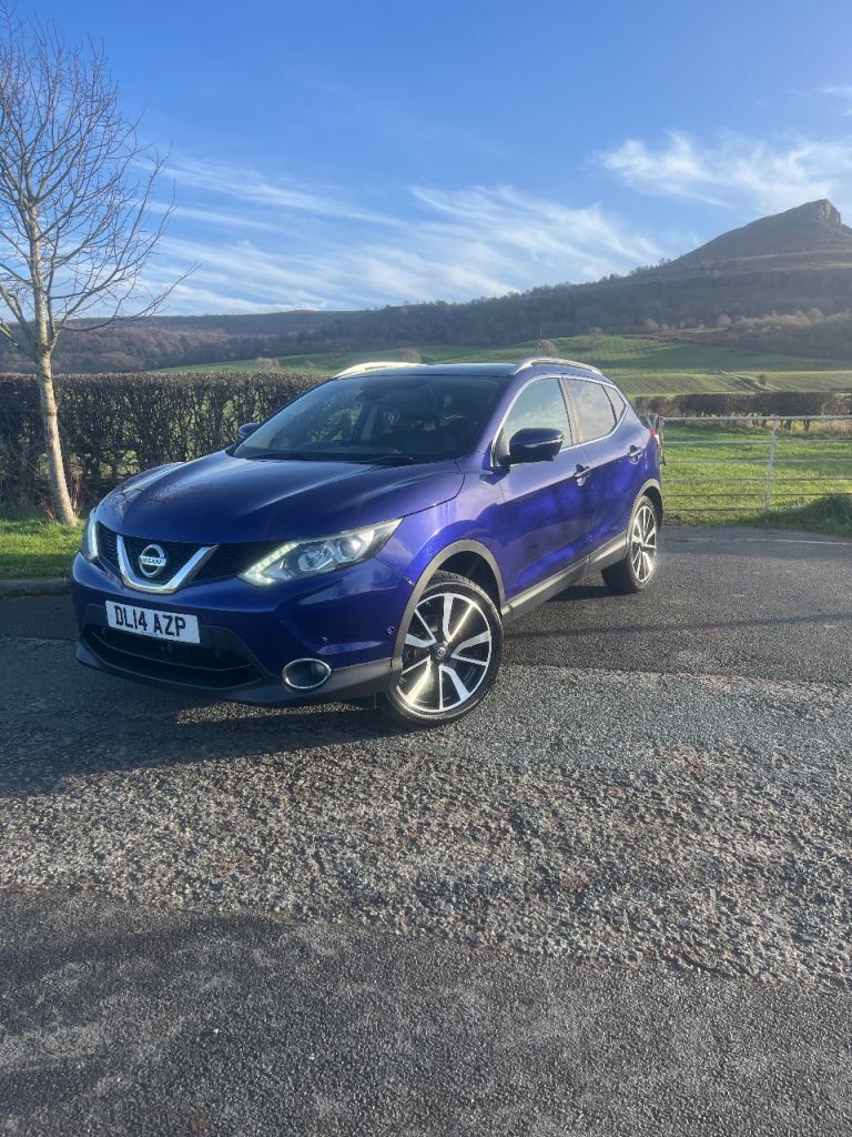 Nissan, QASHQAI, Hatchback, 2014, Manual, 1197 (cc), 5 doors