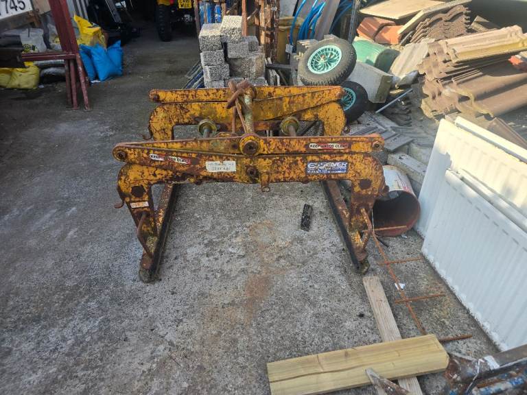Scissor block brab