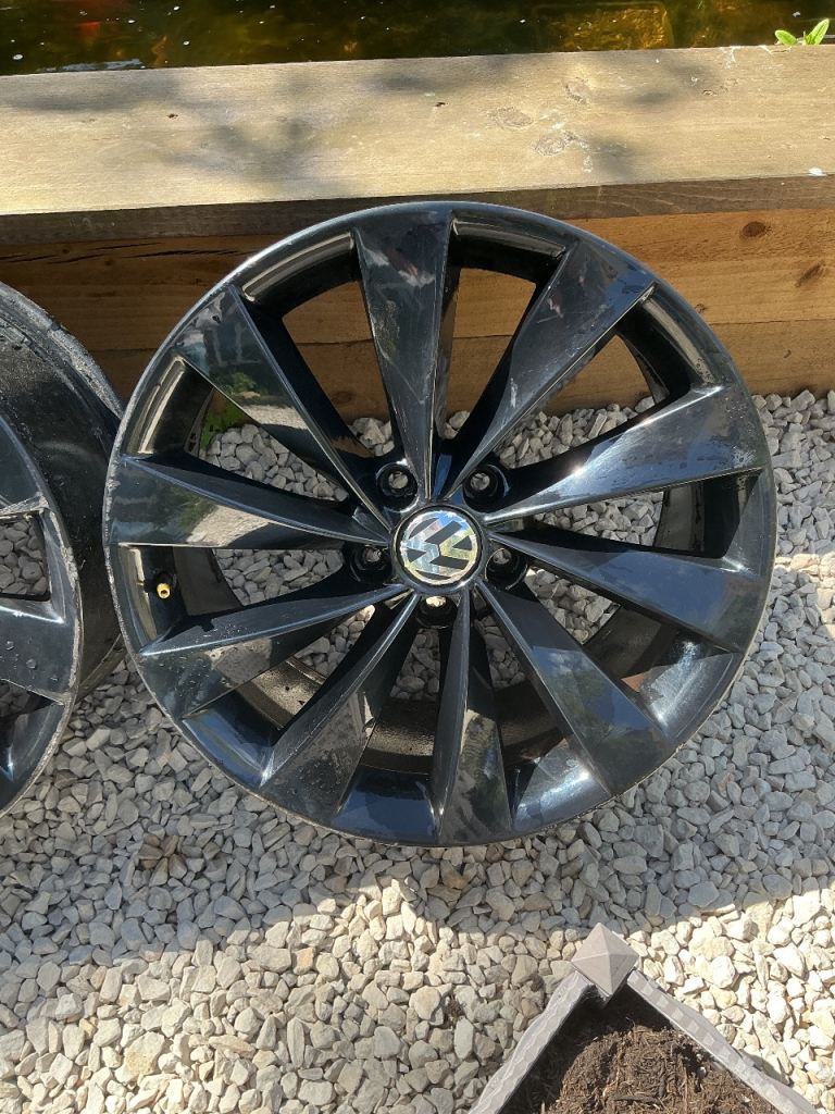 VW scirocco Passat CC 18” alloy wheels 