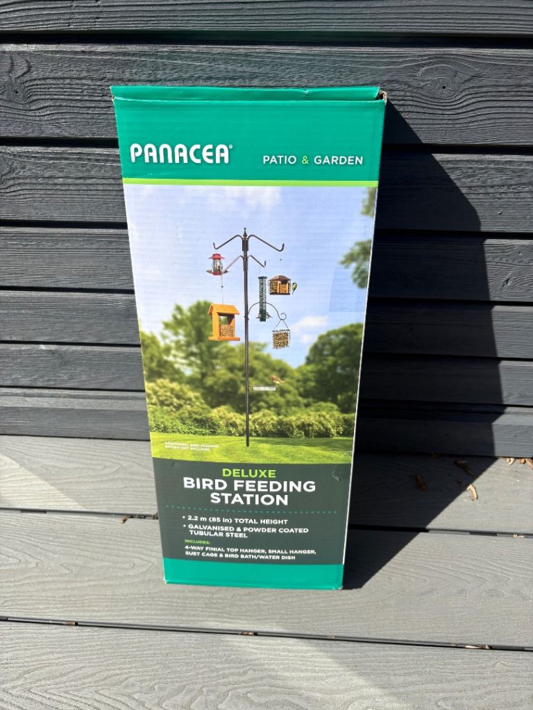BIRD FEEDER Deluxe In Box 