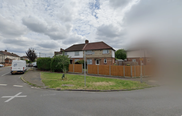 BENEFITS ACCEPTED - Studio Flat Available in West Drayton Hillingdon UB7