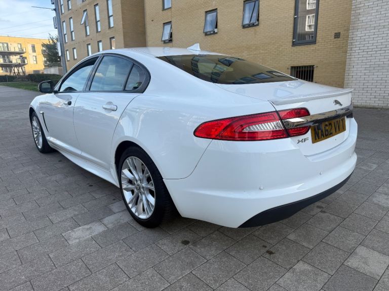 JAGUAR XF SPORT 2.2DIESEL TOPSPEC NEW ENGINE
