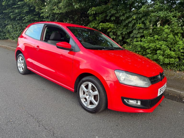 2010 Volkswagen Polo 1.2 Moda 3 Door in Red.60PS.Full MOT.Low Insurance
