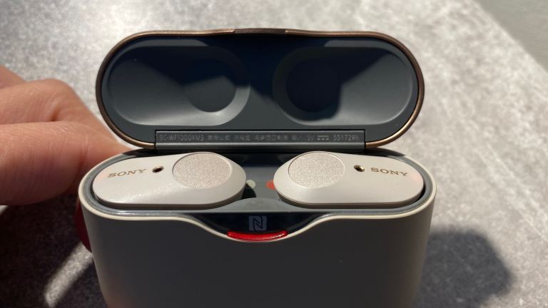 Sony WF-1000XM3 Wireless Noise Cancelling Earbuds – Near Mint