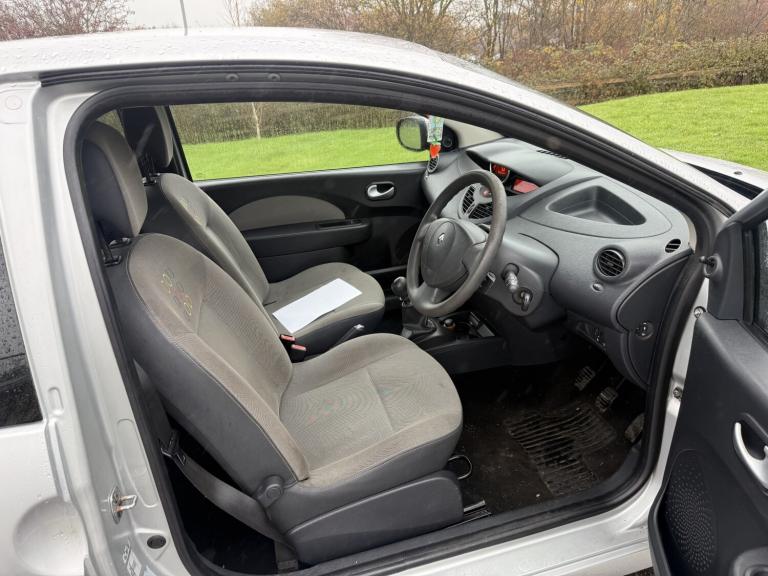 RENAULT TWINGO 1.2 16V Bizu 2011