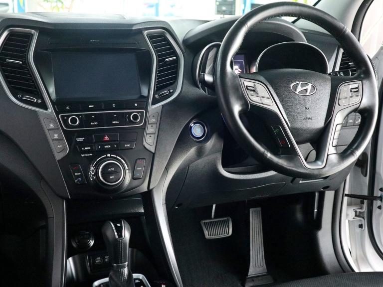 2017 Hyundai Santa Fe 2.2 Endurance Edition Blue Drive CRDi 4wd 5DR 4x4 Diesel 4x4 Diesel Automatic