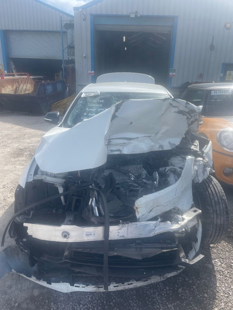 BMW 320D SPORT F30 F31 LCI BREAKING WING DOOR BOOTLID MIRROR REAR BUMPER ELECTRONICS REAR LIGHT