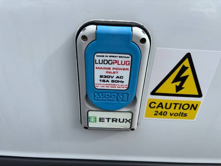 2023 72 MERCEDES-BENZ SPRINTER 2.0 315 CDI PROGRESSIVE PANEL VAN WELFARE MESS VA