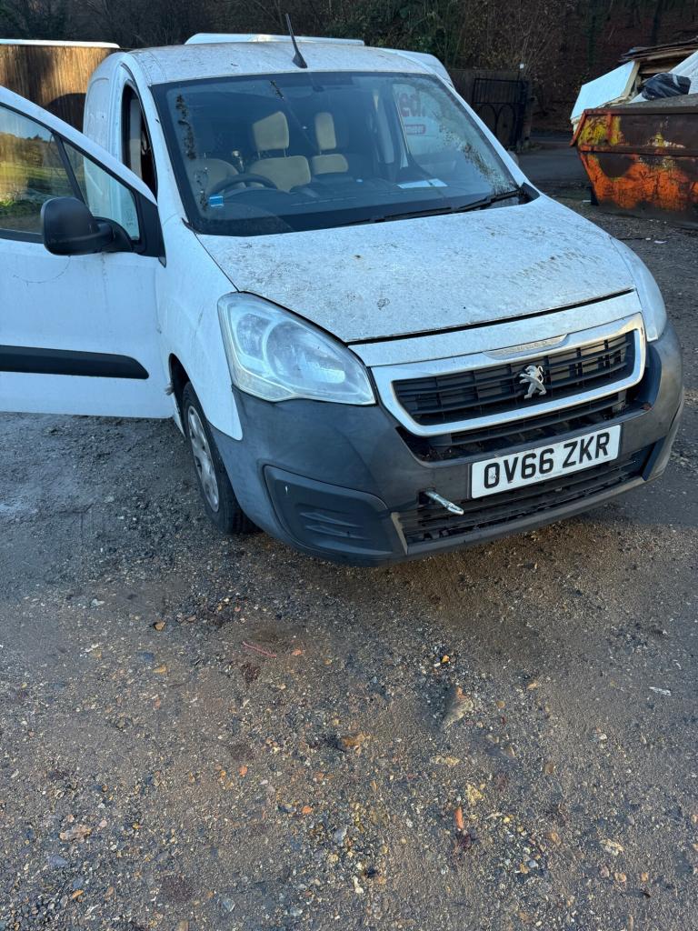 2016 Peugeot Partner 625 1.6 BlueHDi 75 Professional Van PANEL VAN Diesel Manual