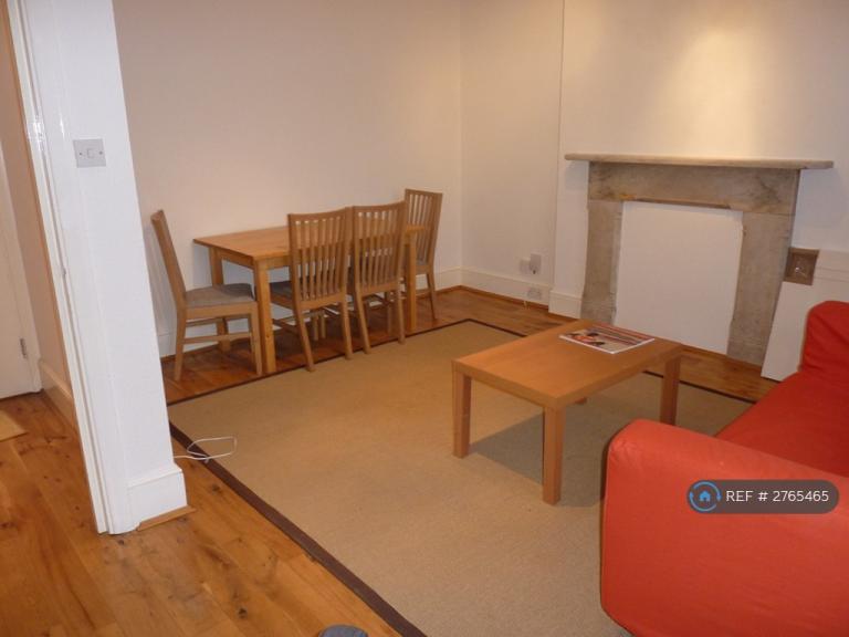 1 bedroom flat in Fitzjohns Ave, London, NW3 (1 bed) (#2765465)