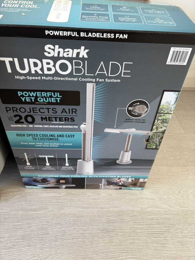  Shark Turbo Blade Fan with remote as new with box