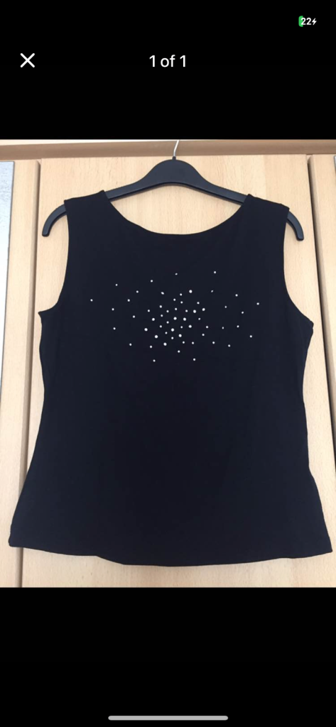 (588) Ladies black top, size 12