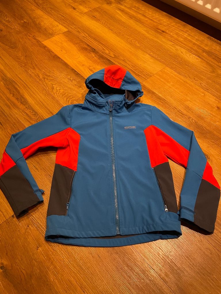 Regatta boys Outdoor Jacket (10-11years)
