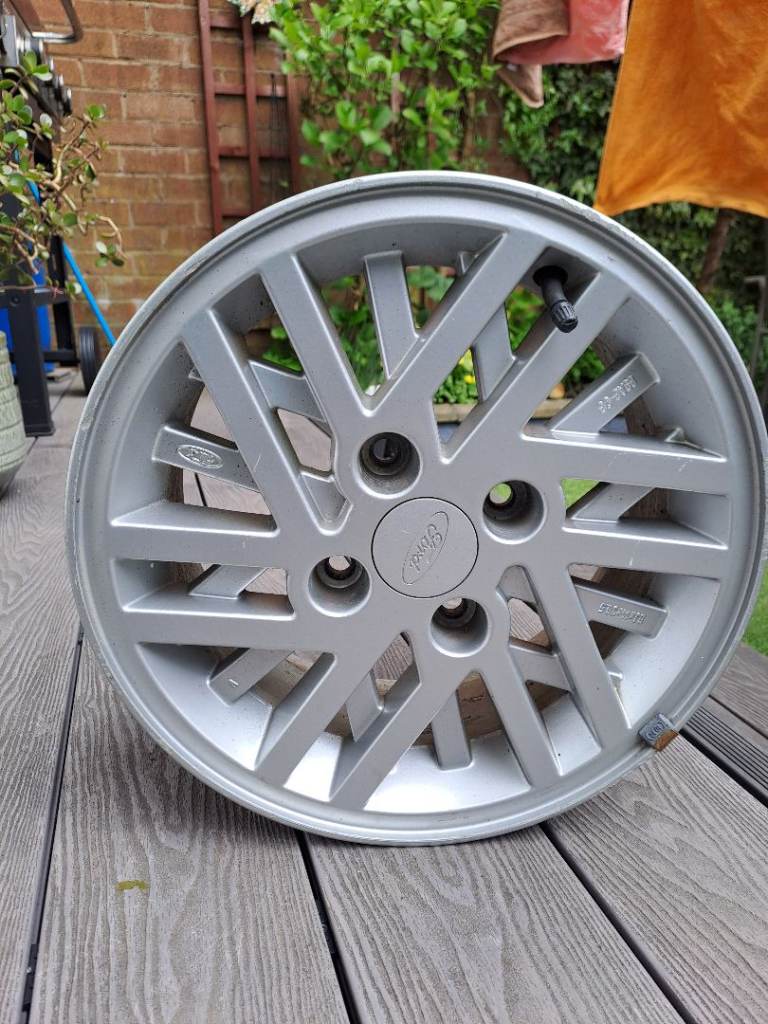 Ford Cosworth style 14" alloy wheel. 