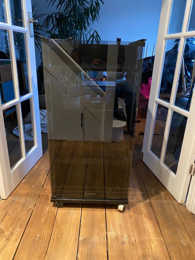 Technics hi-fi Cabinet tinted glass