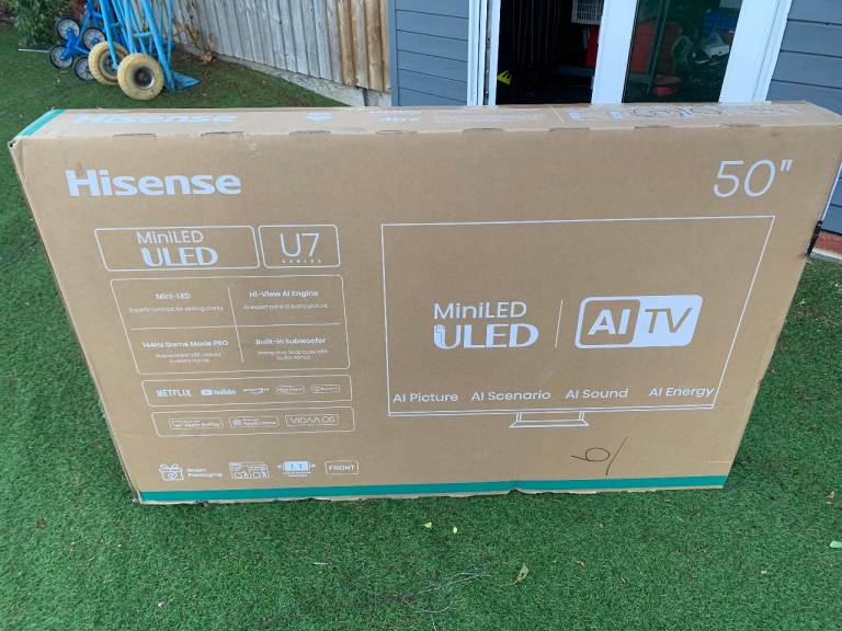 *LOWERED PRICE* Hisense 50U7QTUK 50in Mini-LED 4K Ultra HD HDR Smart TV