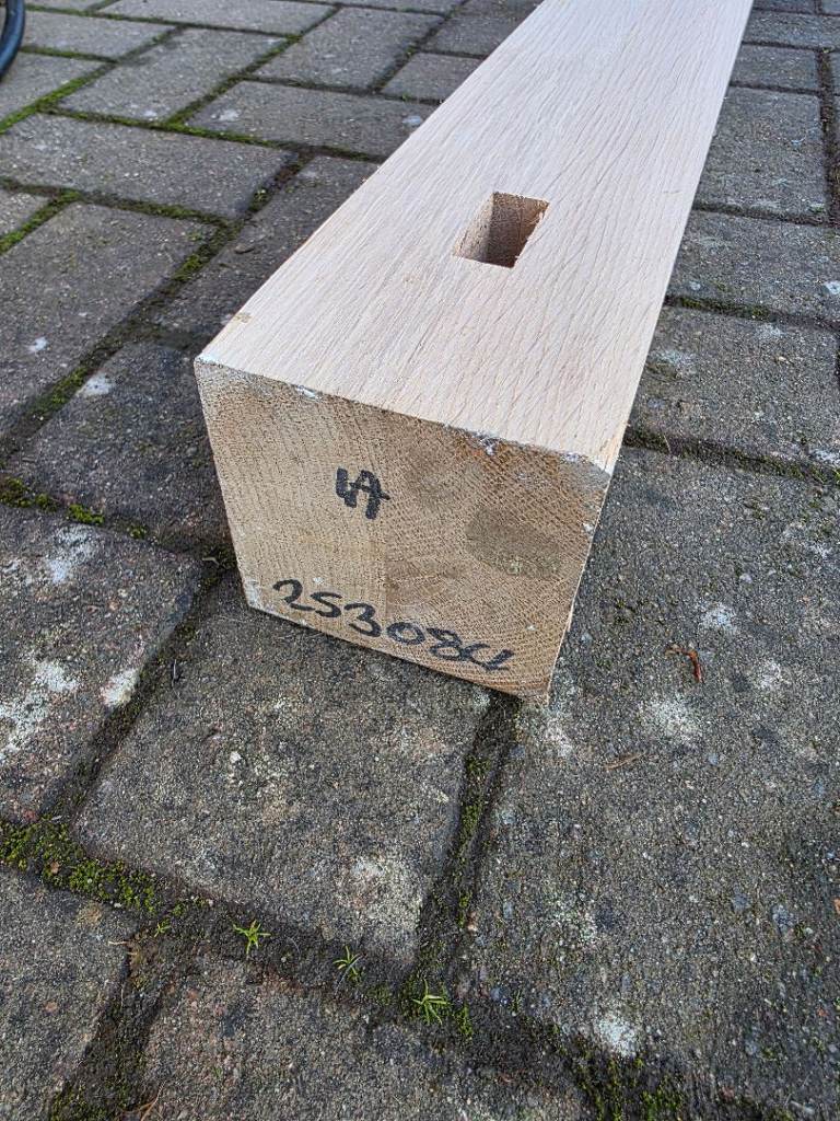 Solid oak newel post 