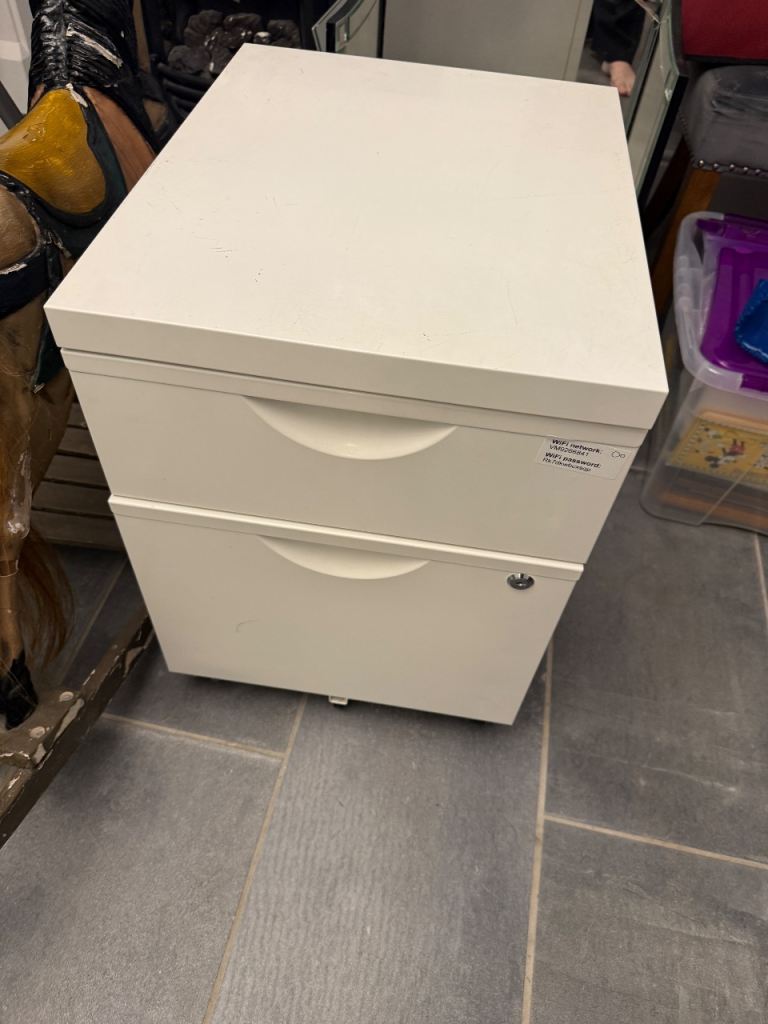 image for Filing cabinet 2 draw white £10