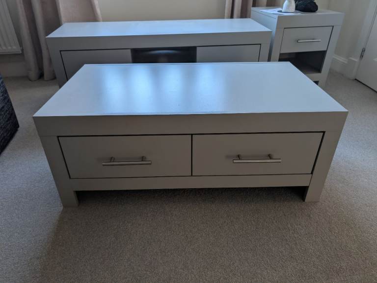 Three Piece Living Room Furniture Set (TV Stand, Coffee, & Lamp Table)