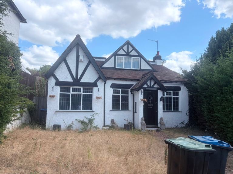 BENEFITS ACCEPTED - 4 bedroom house available to rent in Croydon 