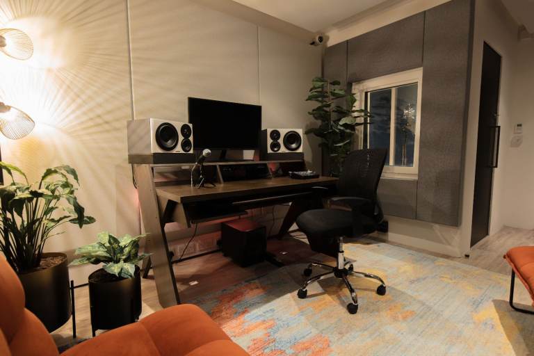 High-End Sound Studios for Music Production – Park Royal - 1 Month Free