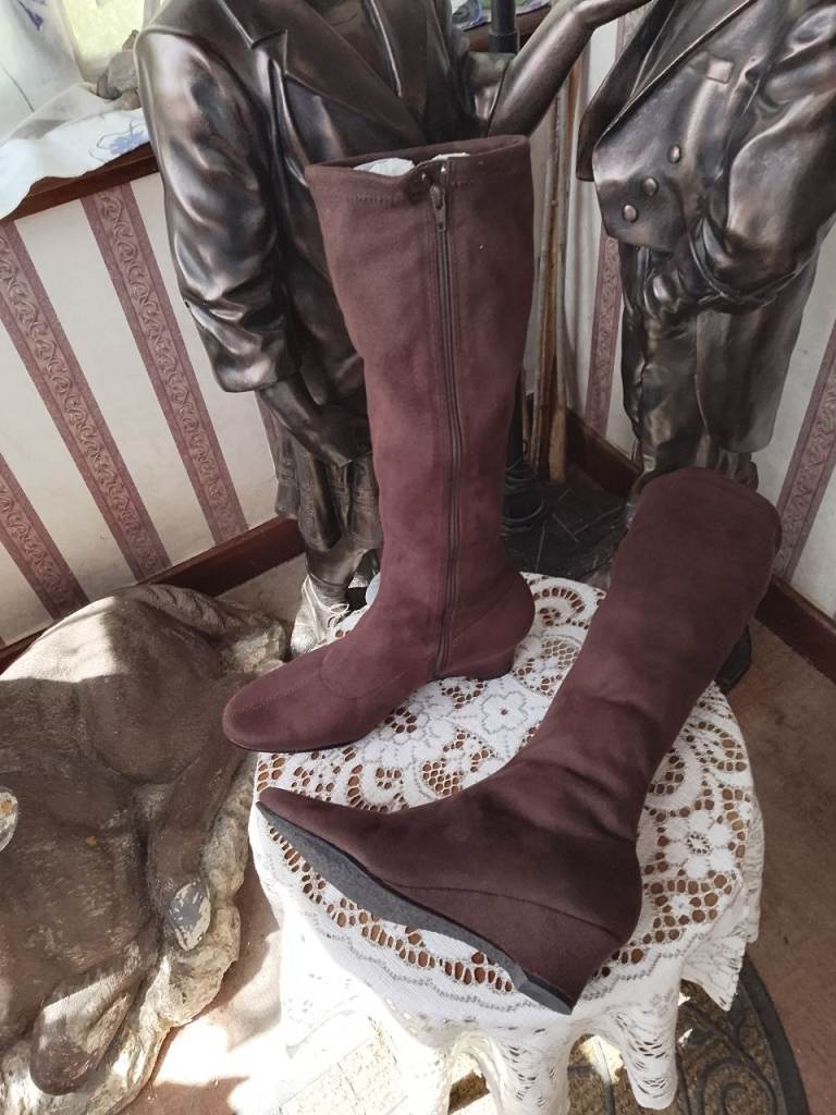 Brand New Ladies Brown Swead Wedge Heel Boots 