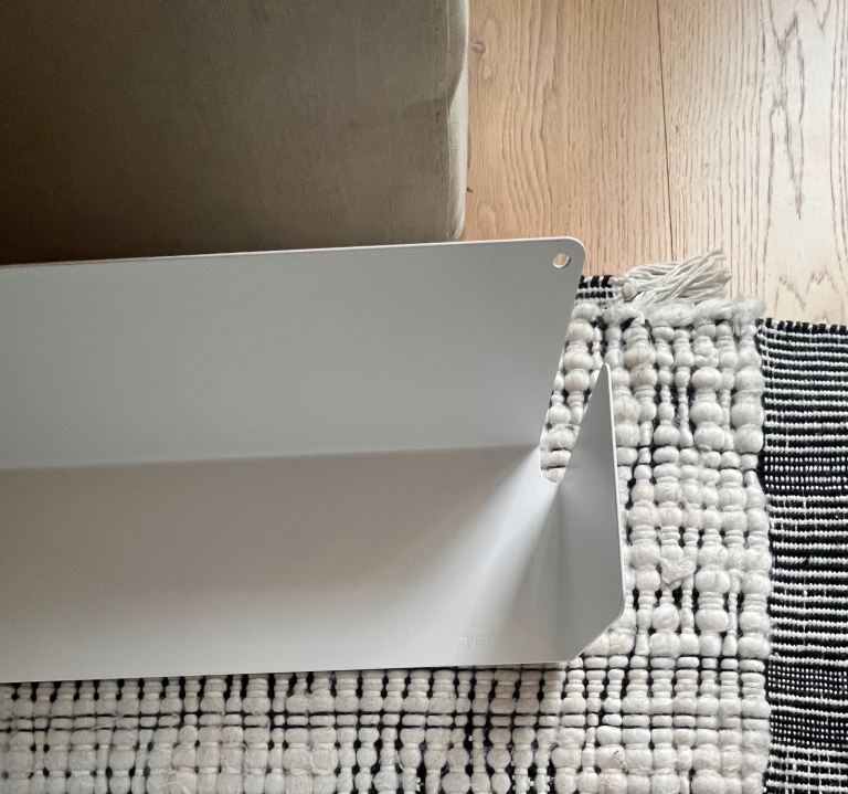 Teebooks white wall shelves set of 2 