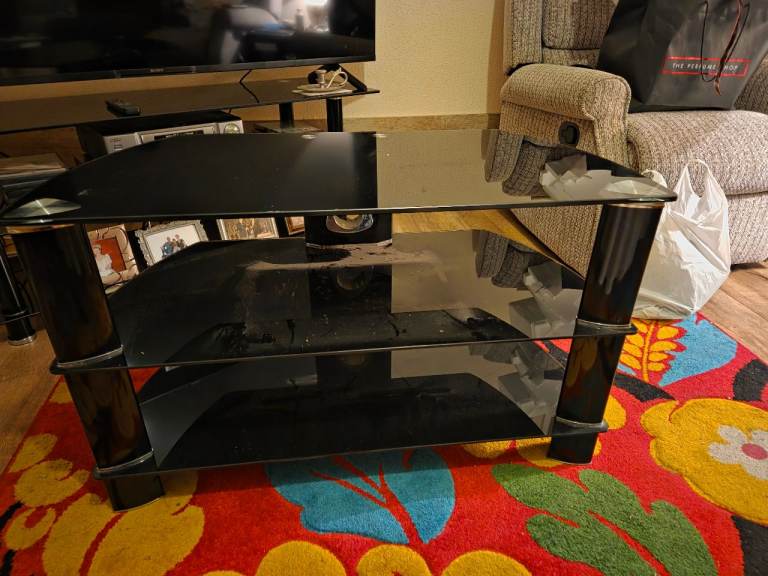 Tv stand